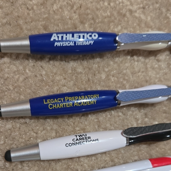 Free If Bundled! Colorful Novelty Pens with Fun Characters - Picture 2 of 4